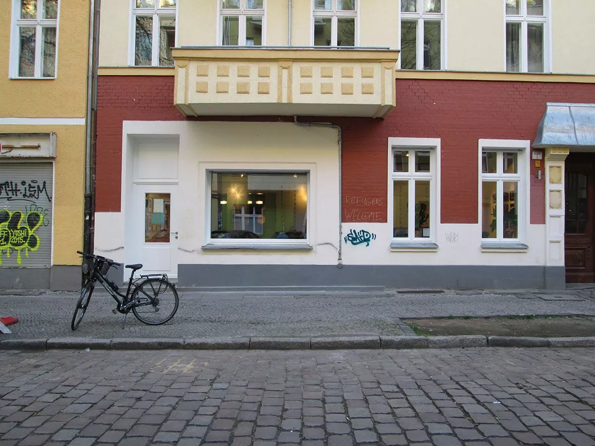 Umwandlung eines Ladens in eine Fotogalerie in Berlin-Neukölln